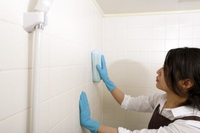 Shower Tile Deep Cleaning